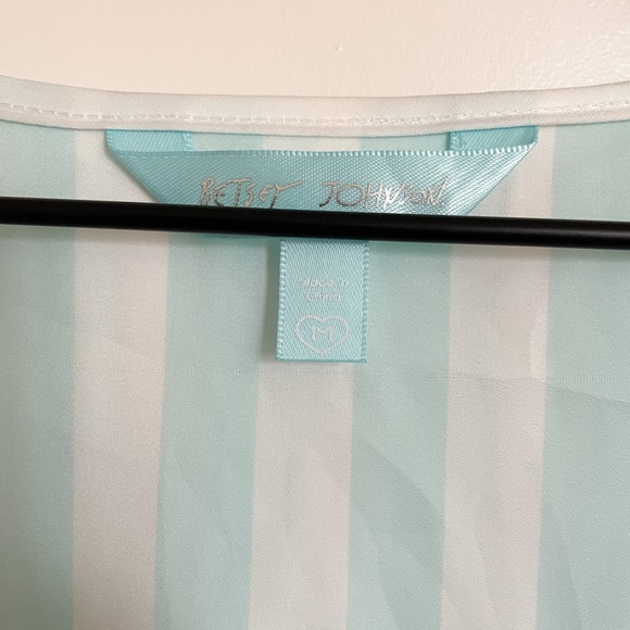 Betsey Johnson Wifey robe - Picture 3 of 5